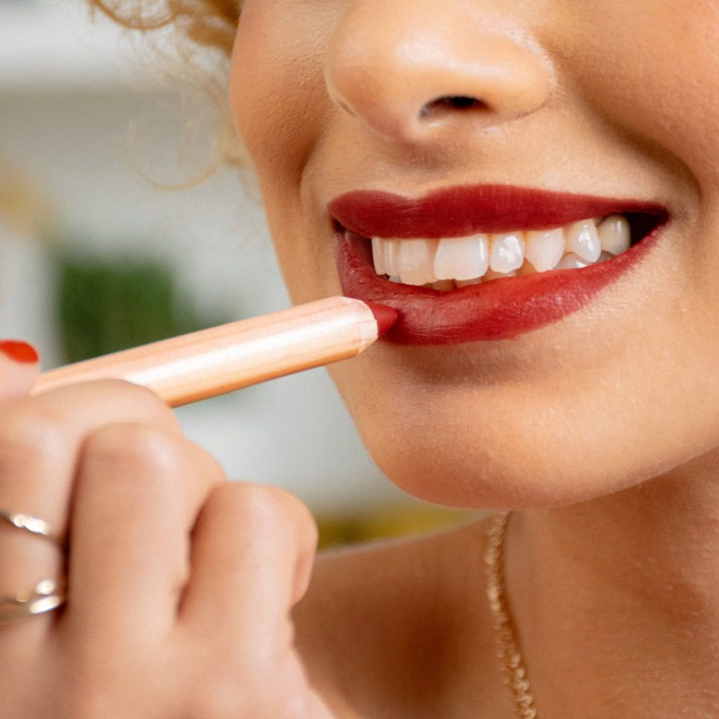 JUMBO LIP PENCIL - 01 RED