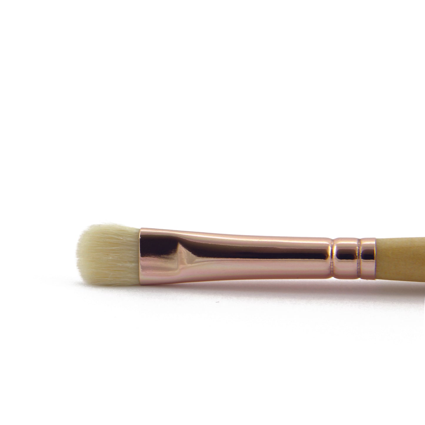 EYE SHADOW AND CONCEALER BRUSH 01