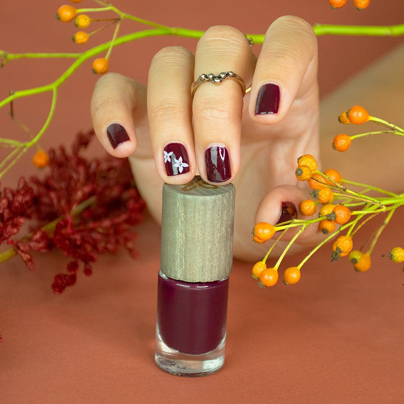 NAIL POLISH - 56 MYSTIC